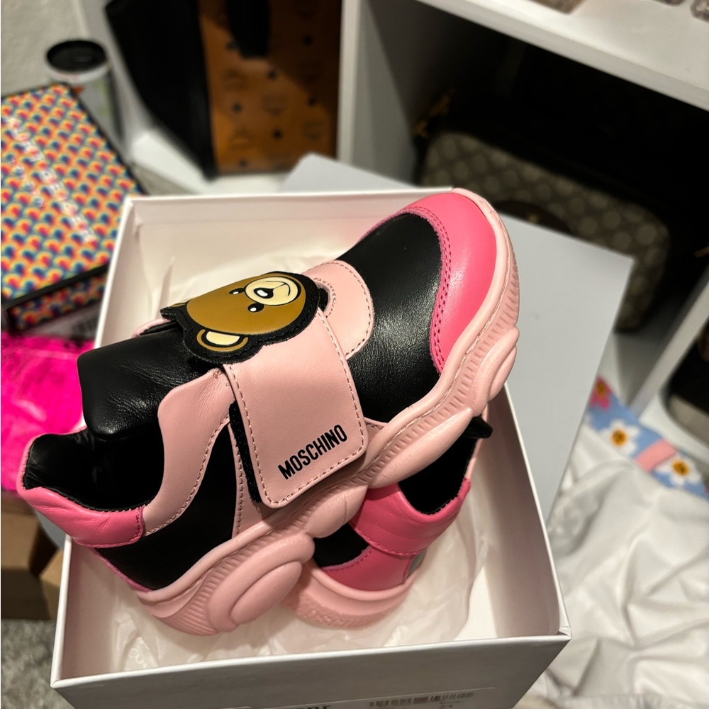 COPY - Moschino Toddler Shoes *** worn once***